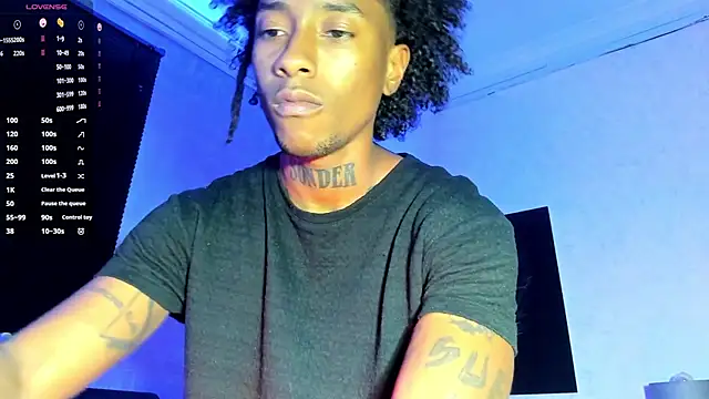 Snapshot of JhonyMiller_ chatting on October 24, 2025, 6:59 pm JhonyMiller  online show from October 24, 2025, 6:59 pm