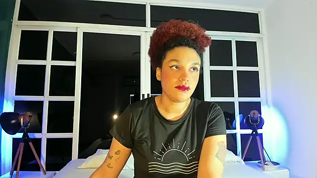 Snapshot of loladupont chatting on July 23, 2026, 3:15 am loladupont online show from July 23, 2026, 3:15 am