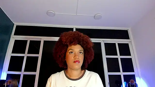 Snapshot of loladupont chatting on July 26, 2026, 3:04 am loladupont online show from July 26, 2026, 3:04 am