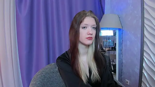 Lina Vi online show from January 5, 2025, 9:03 pm