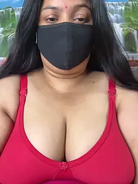 FlatVincy4 online show from September 15, 2025, 7:52 am