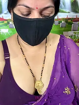 FlatVincy4 online show from October 9, 2025, 10:02 am