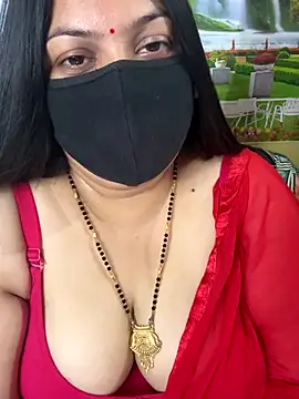 FlatVincy4 online show from October 21, 2025, 3:46 pm