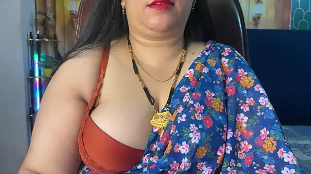 FlatVincy4 online show from March 5, 2026, 3:46 am