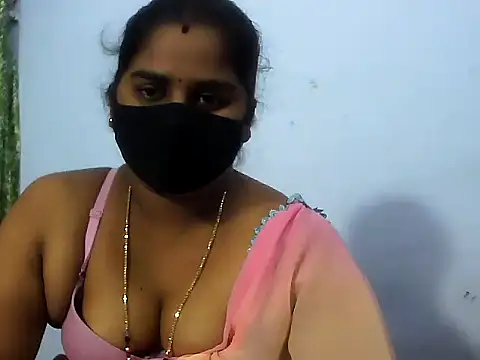 Snapshot of telugu_indhu_0001 chatting on October 4, 2025, 5:22 pm telugu indhu 0001 online show from October 4, 2025, 5:22 pm