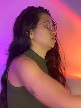 Snapshot of Rosita_forever_ chatting on January 31, 2025, 4:25 am Rosita forever  online show from January 31, 2025, 4:25 am
