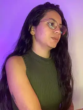 Snapshot of Rosita_forever_ chatting on January 31, 2025, 10:42 am Rosita forever  online show from January 31, 2025, 10:42 am