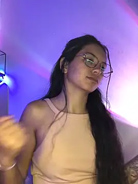 Snapshot of Rosita_forever_ chatting on February 5, 2025, 6:46 am Rosita forever  online show from February 5, 2025, 6:46 am