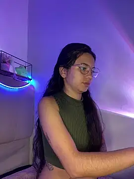 Snapshot of Rosita_forever_ chatting on February 7, 2025, 6:56 am Rosita forever  online show from February 7, 2025, 6:56 am