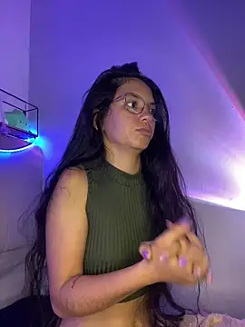 Snapshot of Rosita_forever_ chatting on February 7, 2025, 11:12 am Rosita forever  online show from February 7, 2025, 11:12 am