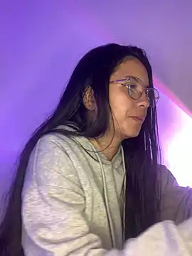 Snapshot of Rosita_forever_ chatting on February 21, 2025, 3:56 am Rosita forever  online show from February 21, 2025, 3:56 am