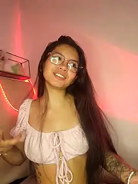 Snapshot of Rosita_forever_ chatting on March 3, 2025, 2:15 pm Rosita forever  online show from March 3, 2025, 2:15 pm
