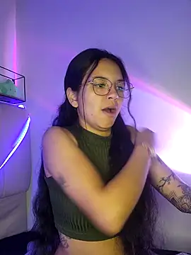 Snapshot of Rosita_forever_ chatting on March 11, 2025, 6:52 pm Rosita forever  online show from March 11, 2025, 6:52 pm