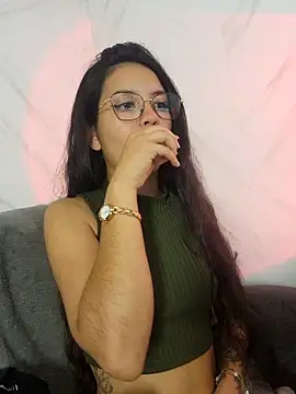 Snapshot of Rosita_forever_ chatting on March 12, 2025, 4:30 am Rosita forever  online show from March 12, 2025, 4:30 am