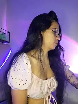 Snapshot of Rosita_forever_ chatting on March 15, 2025, 12:24 pm Rosita forever  online show from March 15, 2025, 12:24 pm