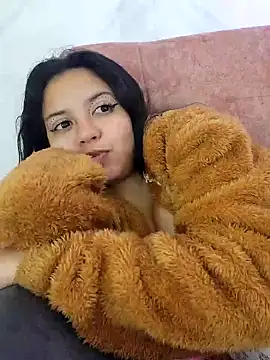 Snapshot of Rosita_forever_ chatting on March 21, 2025, 8:39 am Rosita forever  online show from March 21, 2025, 8:39 am