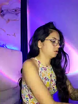 Snapshot of Rosita_forever_ chatting on March 22, 2025, 1:08 pm Rosita forever  online show from March 22, 2025, 1:08 pm