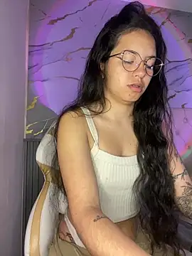 Snapshot of Rosita_forever_ chatting on September 20, 2025, 1:34 pm Rosita forever  online show from September 20, 2025, 1:34 pm