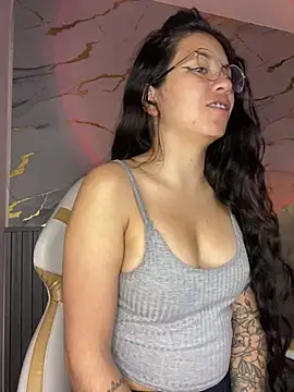 Snapshot of Rosita_forever_ chatting on September 23, 2025, 1:58 pm Rosita forever  online show from September 23, 2025, 1:58 pm