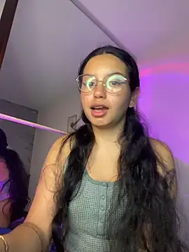 Rosita forever  online show from May 6, 2026, 9:25 am
