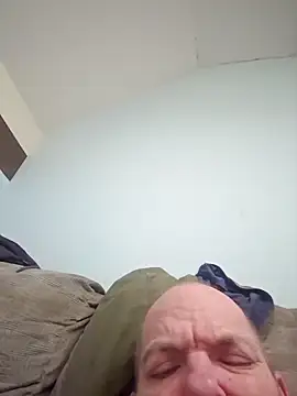 hoodratoui online show from February 6, 2026, 1:03 pm