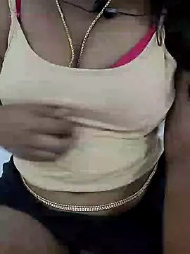 Snapshot of Tamilbigboobie chatting on December 27, 2024, 7:46 pm Tamilbigboobie online show from December 27, 2024, 7:46 pm
