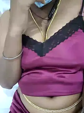 Snapshot of Tamilbigboobie chatting on December 28, 2024, 5:46 pm Tamilbigboobie online show from December 28, 2024, 5:46 pm