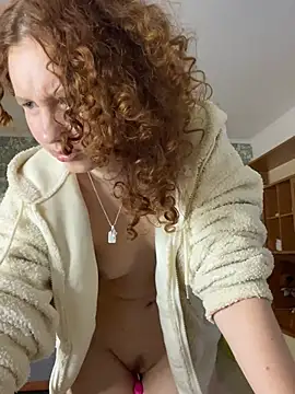 Snapshot of Anna_Desire_ chatting on January 14, 2025, 12:03 pm Anna Desire online show from January 14, 2025, 12:03 pm