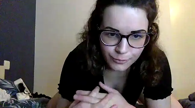 LolaGuess online show from January 11, 2025, 4:46 pm