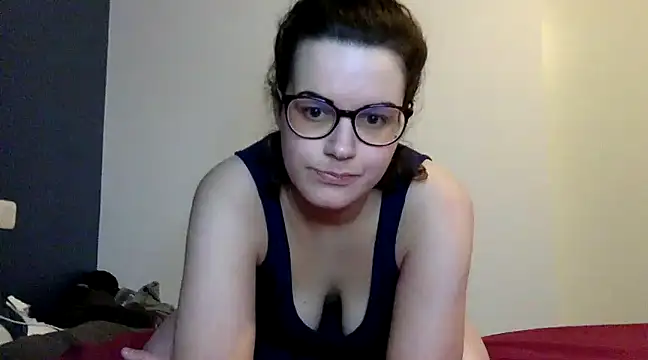 LolaGuess online show from January 28, 2025, 6:17 pm