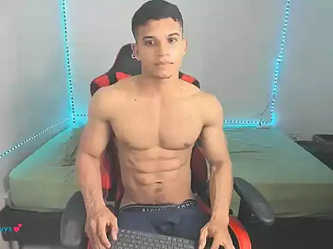 Snapshot of oliver_thompsson7 chatting on February 20, 2026, 1:24 am oliver thompsson7 online show from February 20, 2026, 1:24 am