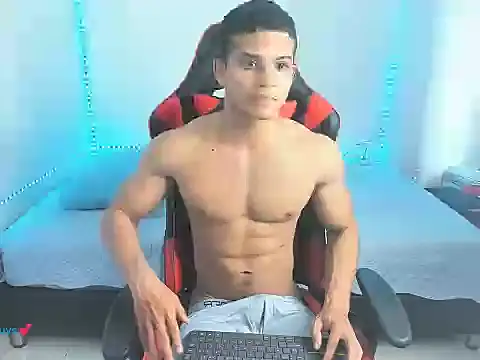 Snapshot of oliver_thompsson7 chatting on April 6, 2026, 7:15 pm oliver thompsson7 online show from April 6, 2026, 7:15 pm