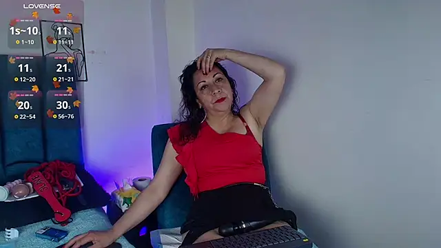 Snapshot of marisol1977hot chatting on February 17, 2025, 12:16 pm marisol1977hot online show from February 17, 2025, 12:16 pm