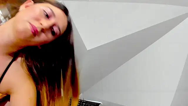 Valeria grey69 online show from October 21, 2025, 8:31 pm