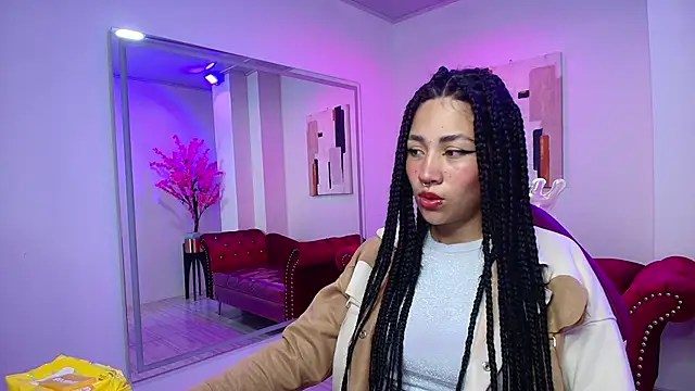 Snapshot of Leia_queens chatting on January 14, 2025, 11:10 am Leia queens online show from January 14, 2025, 11:10 am