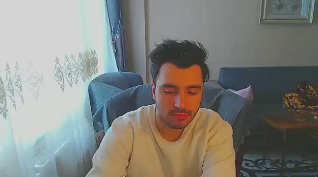 handsomeee04 online show from January 6, 2025, 12:57 pm