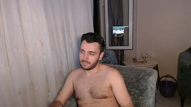 handsomeee04 online show from July 1, 2026, 10:20 pm