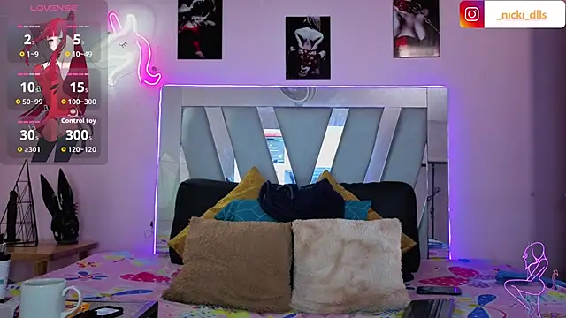 Snapshot of supradoll chatting on October 29, 2025, 4:20 pm supradoll online show from October 29, 2025, 4:20 pm