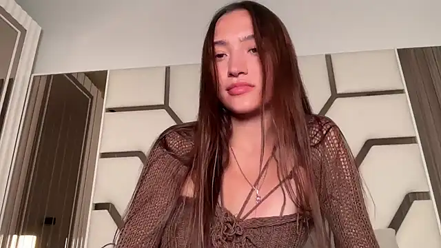 Snapshot of MilenaMilven chatting on October 10, 2025, 7:35 pm MilenaMilven online show from October 10, 2025, 7:35 pm