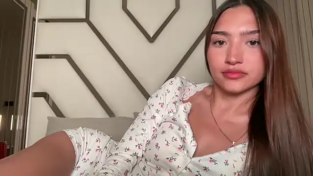 Snapshot of MilenaMilven chatting on October 23, 2025, 5:55 pm MilenaMilven online show from October 23, 2025, 5:55 pm