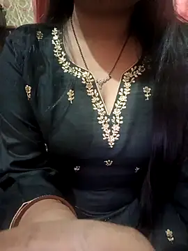 Snapshot of Soniya_444 chatting on April 9, 2026, 11:37 am Soniya 444 online show from April 9, 2026, 11:37 am