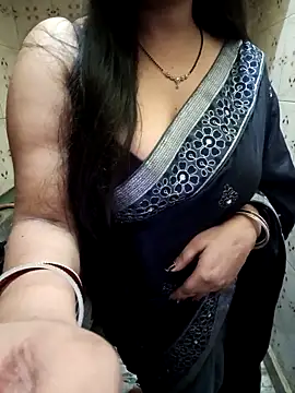 Snapshot of Soniya_444 chatting on April 16, 2026, 6:09 pm Soniya 444 online show from April 16, 2026, 6:09 pm