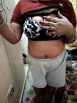 Snapshot of Soniya_444 chatting on April 30, 2026, 12:22 pm Soniya 444 online show from April 30, 2026, 12:22 pm
