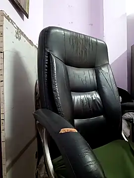 KumarSilencesex21 online show from May 6, 2026, 9:03 am