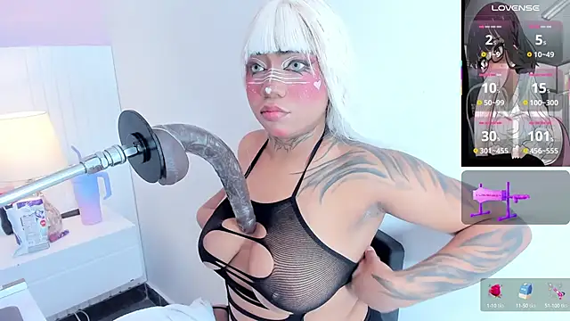 Leticia lynn online show from October 2, 2025, 8:38 pm