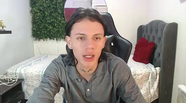 andy dan18 online show from January 11, 2025, 2:36 pm