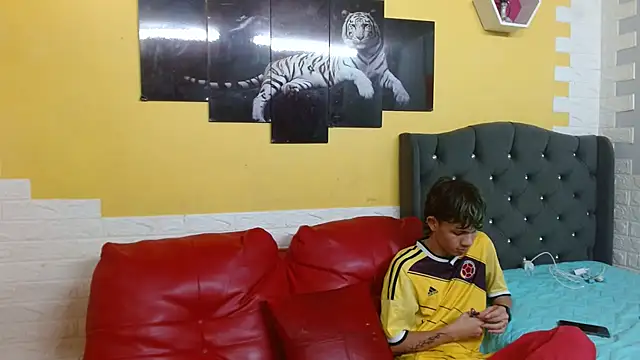 andy dan18 online show from February 26, 2026, 7:24 pm