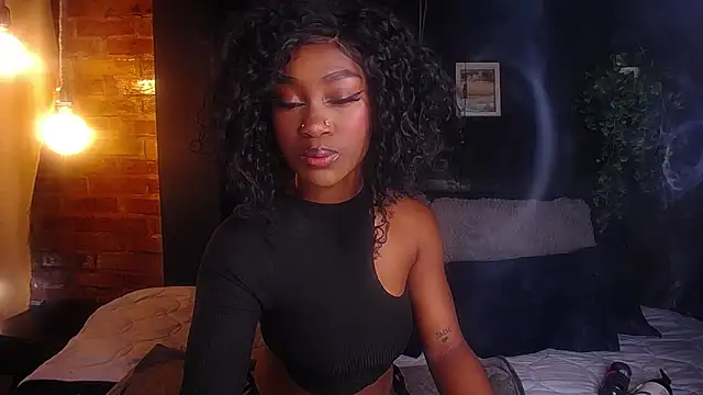 Snapshot of nikkystorm1_ chatting on April 8, 2026, 2:06 pm nikkystorm1 online show from April 8, 2026, 2:06 pm