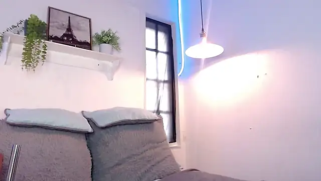 nikkystorm1  online show from July 17, 2026, 4:34 pm