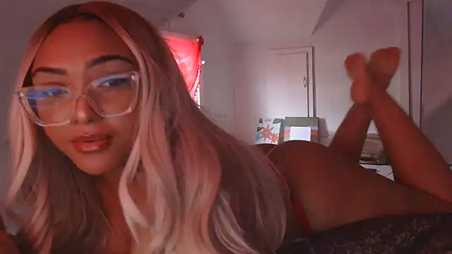 jaslenelovely online show from December 29, 2024, 6:49 pm